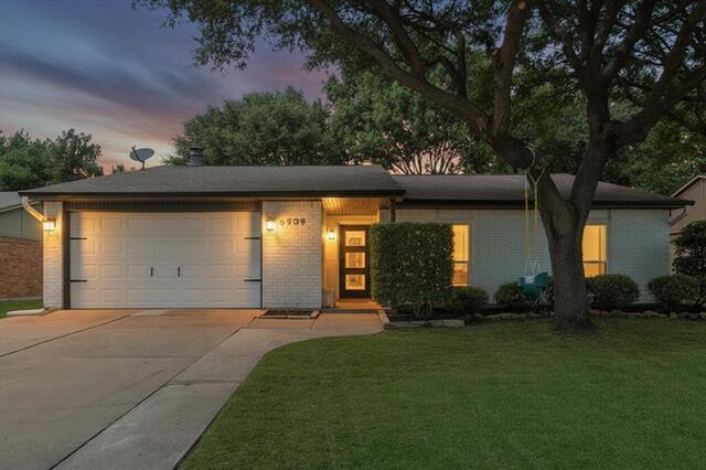 6909 Arborbrook Drive, North Richland Hills, TX image