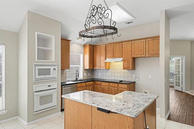 3705 Palmetto, Court Denton, TX photo 10