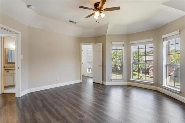 908 Dallas, Lane Lewisville, TX photo 30