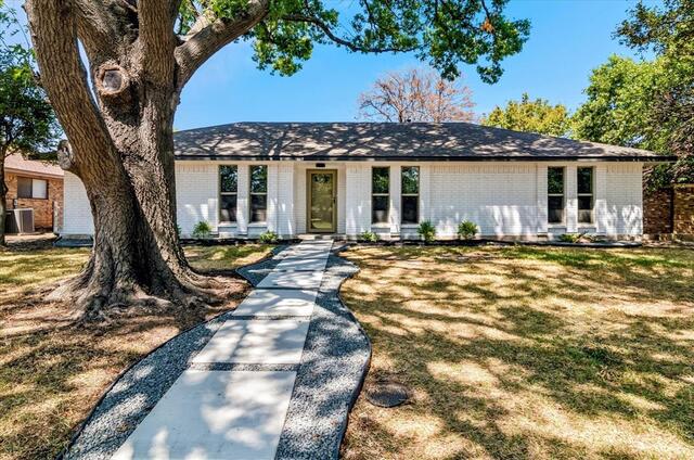 903 Emerson, Drive Allen, TX photo 2