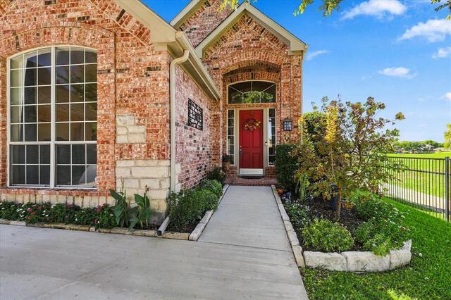 6401 Hampton Court, The Colony, TX photo 3