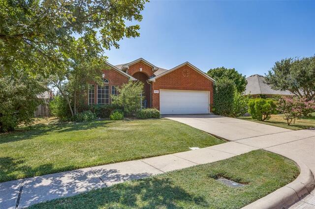 8005 Joshua Tree Court, Arlington, TX image
