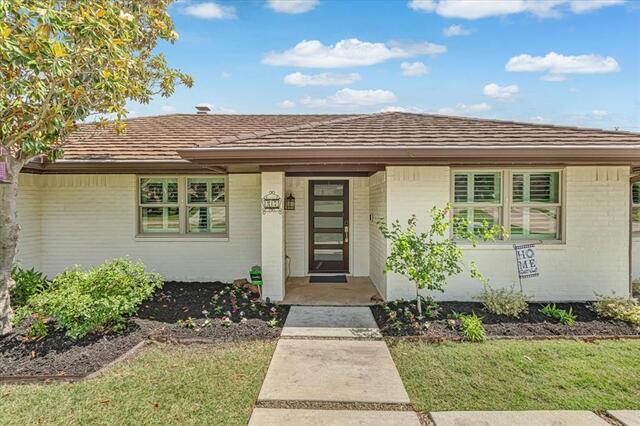 27 Crestwood Drive, Trophy Club, TX image