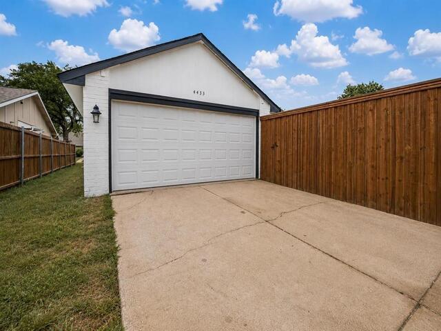 4433 Larner Street, The Colony, TX photo 23
