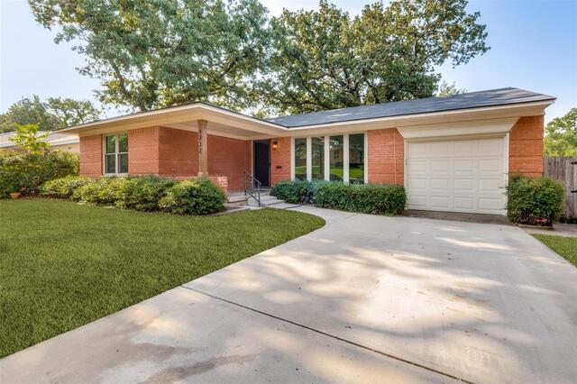 1232 Fair Oaks Drive, Irving, TX image
