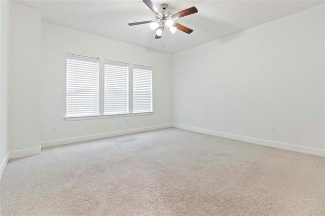 1009 Peacock, Boulevard Carrollton, TX photo 18