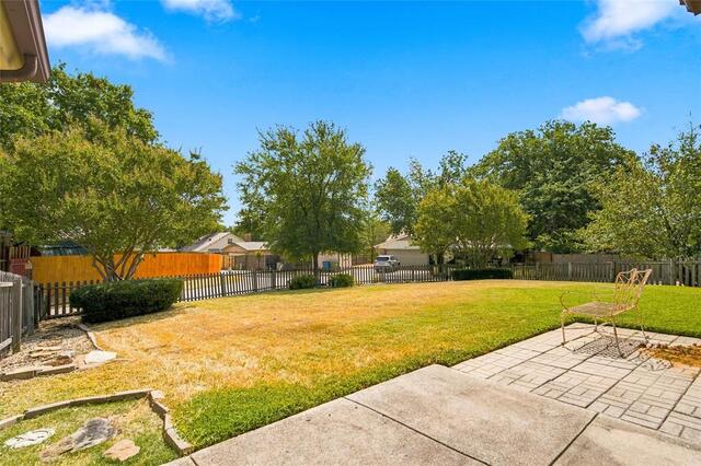 1519 Cardinal, Circle Lewisville, TX photo 23