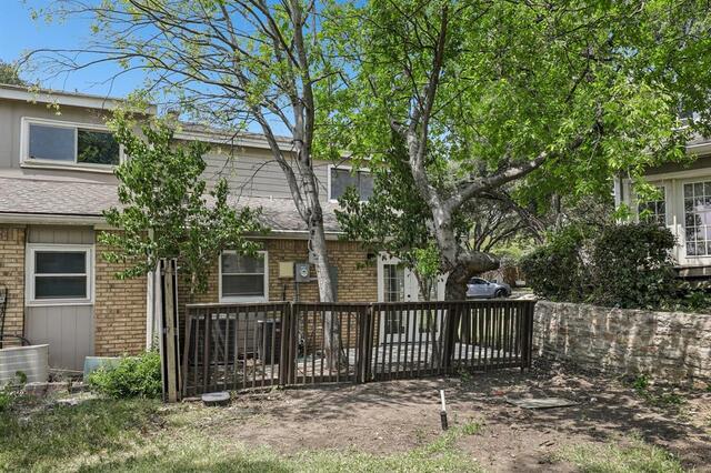 2712 Meadowstone, Court Carrollton, TX photo 24