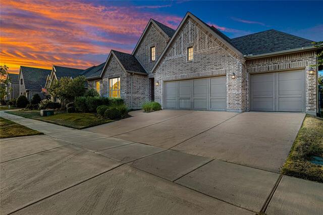 829 Boardwalk Way, Little Elm, TX photo 2