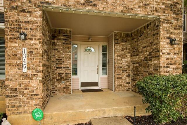1345 Jeanette, Way Carrollton, TX photo 3