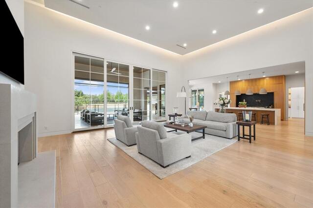 1905 Meadow View, Court Westlake, TX photo 13