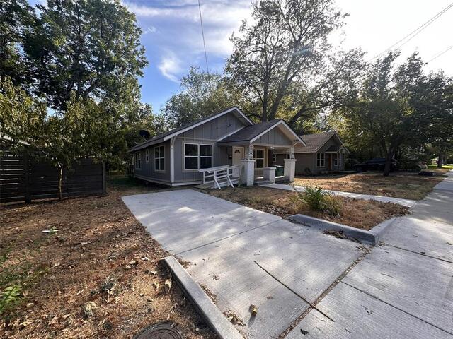 327 Egan, Street Denton, TX photo 2