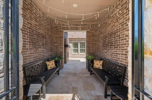 8105 Castlebridge, The Colony, TX photo 3