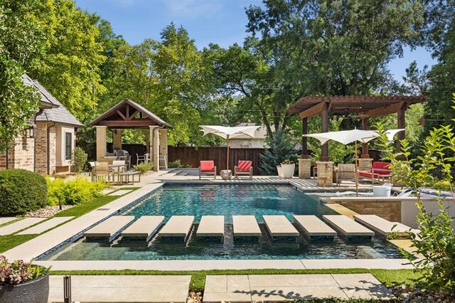 1500 Glenmeade, Court Keller, TX photo 2
