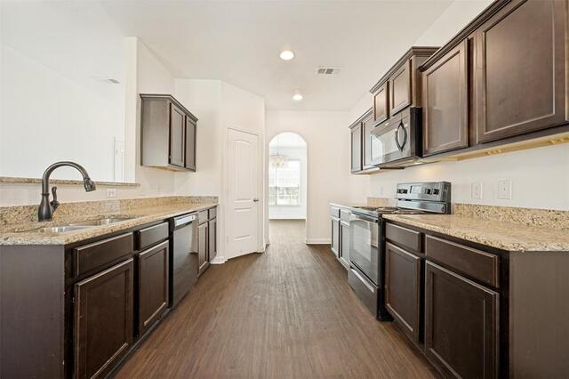 4605 Shy Creek, Lane Denton, TX photo 10