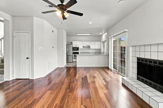 4205 Red Spruce, Lane Carrollton, TX photo 8