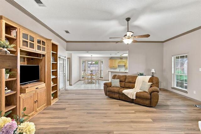 3713 Pheasant, Hollow Denton, TX photo 11
