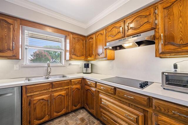 1931 Robin Meadow, Drive Carrollton, TX photo 10