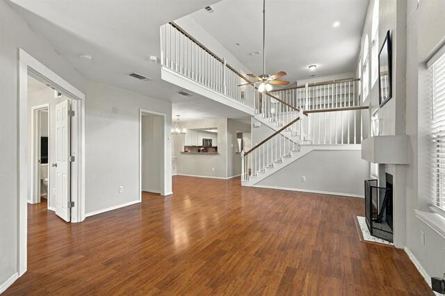 1345 Jeanette, Way Carrollton, TX photo 6