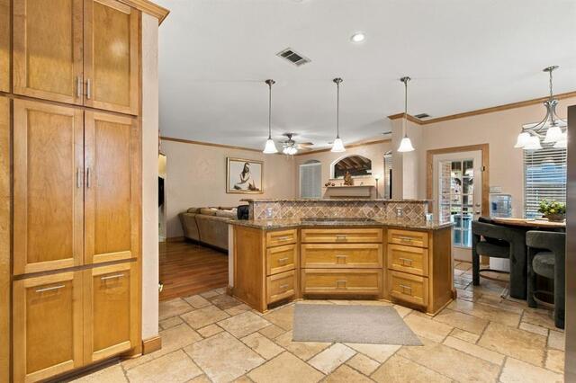 816 Rolling Meadows, Court Allen, TX photo 18