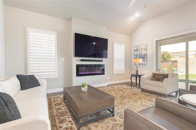 1012 Terra Vista, Drive Allen, TX photo 5