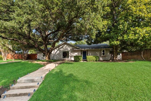 2714 Lakeview, Lane Carrollton, TX photo 2