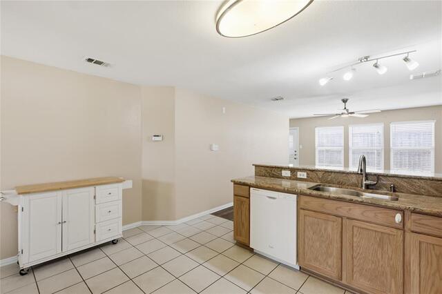 2305, Northway Denton, TX photo 13