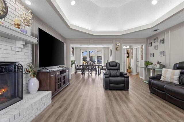 1507 Sugar Creek, Drive Carrollton, TX photo 4