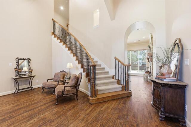 4629 Manor Way, Flower Mound, TX photo 4