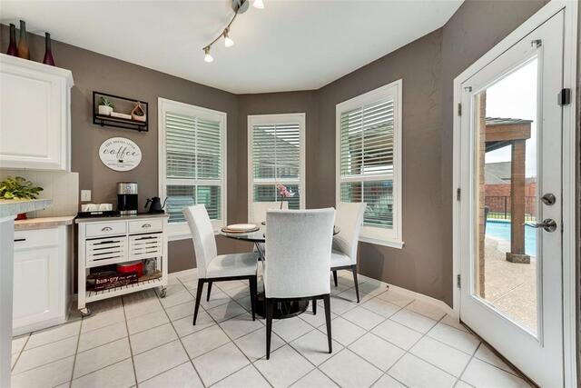 1000 E Seminole, Trail Carrollton, TX photo 9