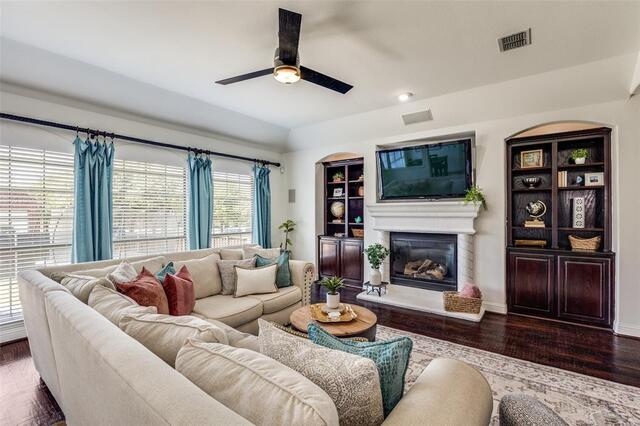 400 S Hampton, Court Lewisville, TX photo 4