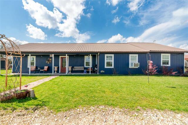 904 County Road 14300, Pattonville