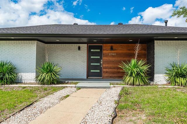 2760 N Hillbrier, Circle Plano, TX photo 4