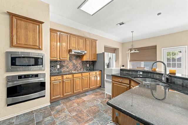 1320 Pinehurst, Drive Lewisville, TX photo 13