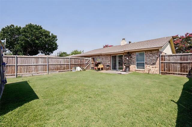 1654 Clarendon, Drive Lewisville, TX photo 23