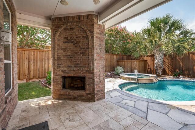 1533 Estates, Way Carrollton, TX photo 4