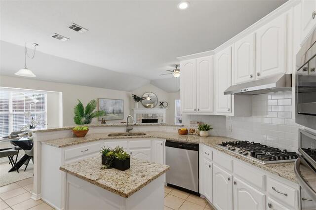 416 Kyle, Lane Lewisville, TX photo 11