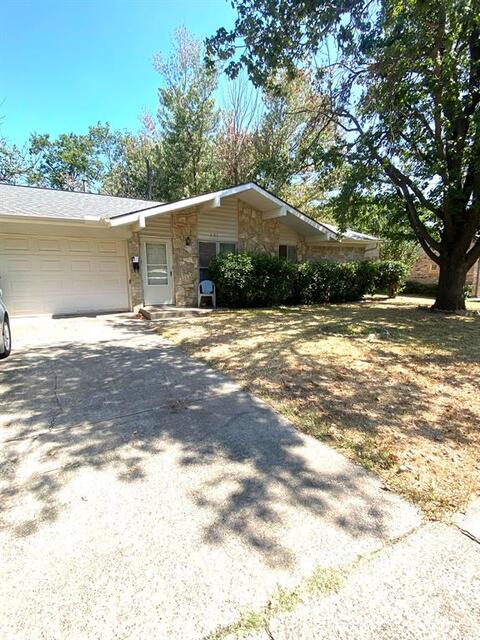 207 Centennial, Drive Lewisville, TX photo 2