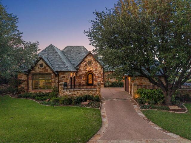 2317 Cedar Elm, Terrace Westlake, TX photo 2