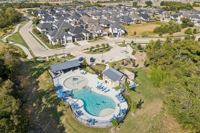 1904 Brentwood, Lane Celina, TX photo 12