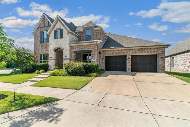 832 Dusty Trail, Little Elm, TX photo 2