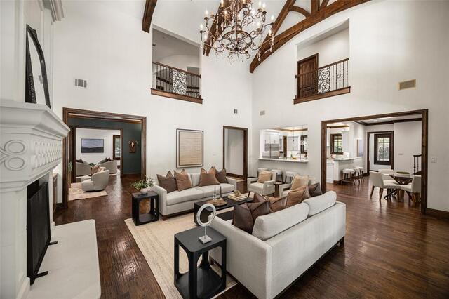 1400 Fountain Grass, Court Westlake, TX photo 11