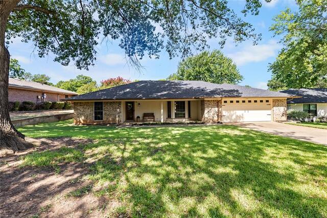 827 Yellowstone Drive, Grapevine, TX image