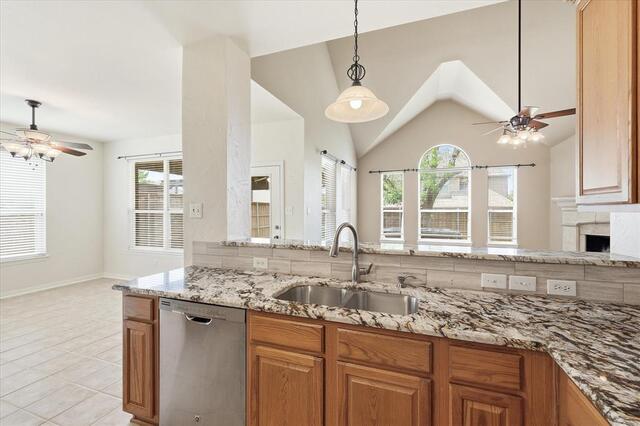 1401 Big Falls Drive, Flower Mound, TX photo 16