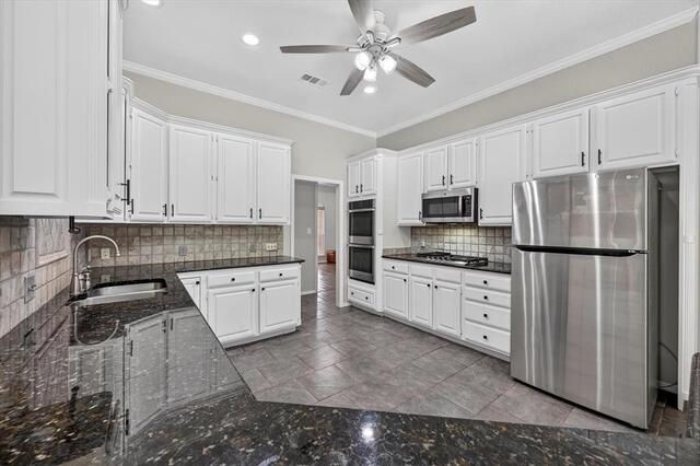4901 Forest Hill Drive, Flower Mound, TX photo 18