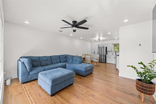 1905 Jacqueline, Drive Denton, TX photo 9