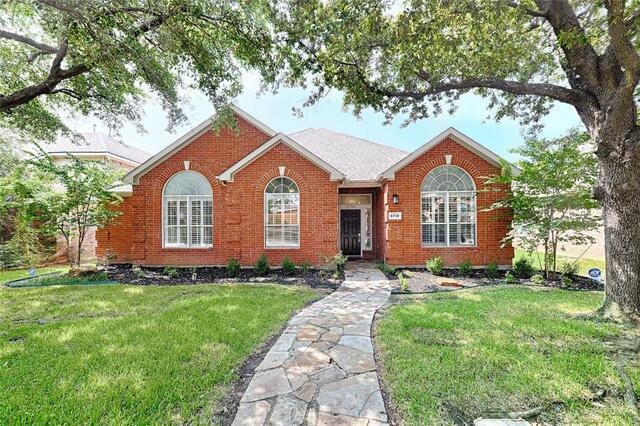 9718 Wolf Creek Drive, Irving, TX image