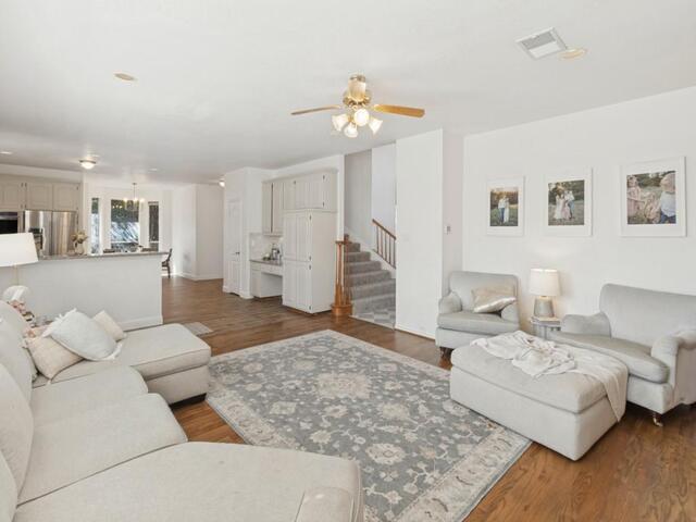 2514 Fallview, Lane Carrollton, TX photo 9