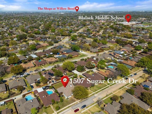 1507 Sugar Creek, Drive Carrollton, TX photo 2