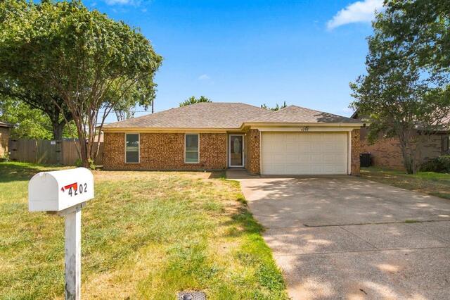 4202 Maple Springs Drive, Arlington, TX image